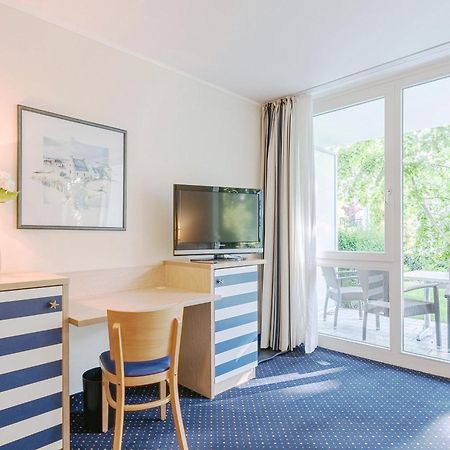 Seebaer Mit Terrasse Zingst Exterior photo