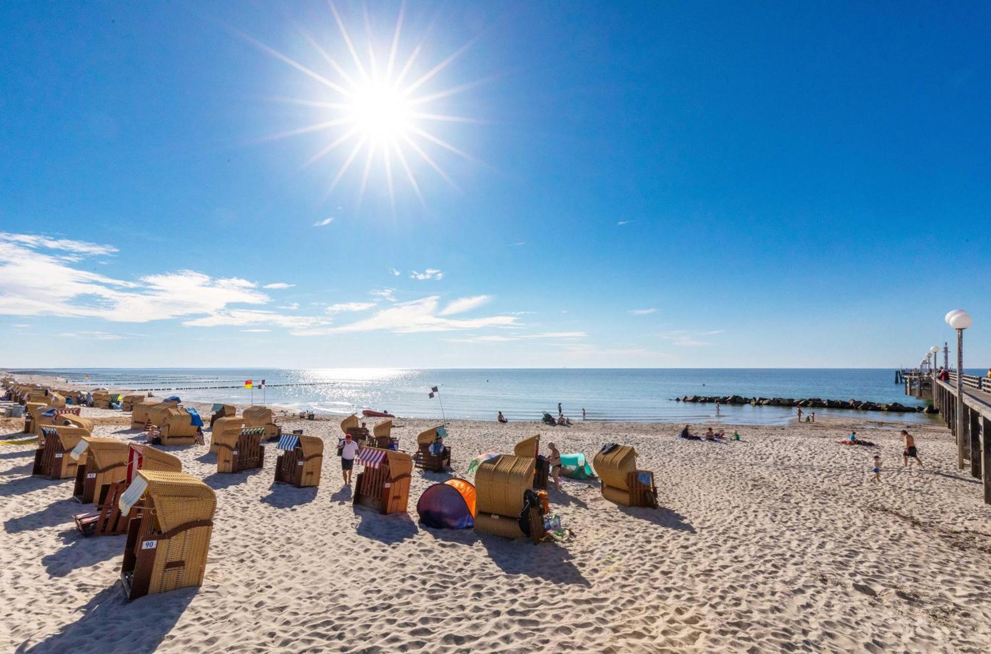 Seebaer Mit Terrasse Zingst Exterior photo