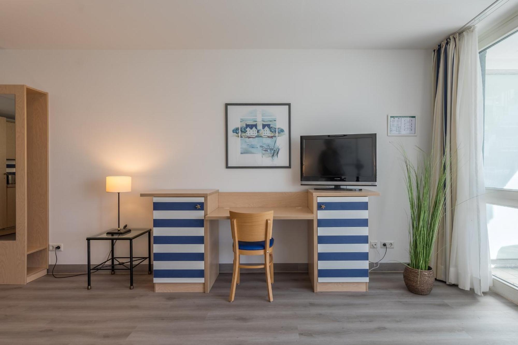 Seebaer Mit Terrasse Zingst Exterior photo